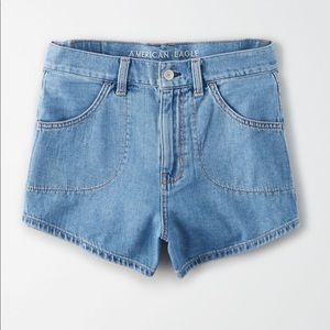 NWT AMERICAN EAGLE denim mom shorts